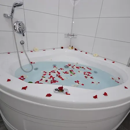 Nl Luxury Duplex In Aqua *